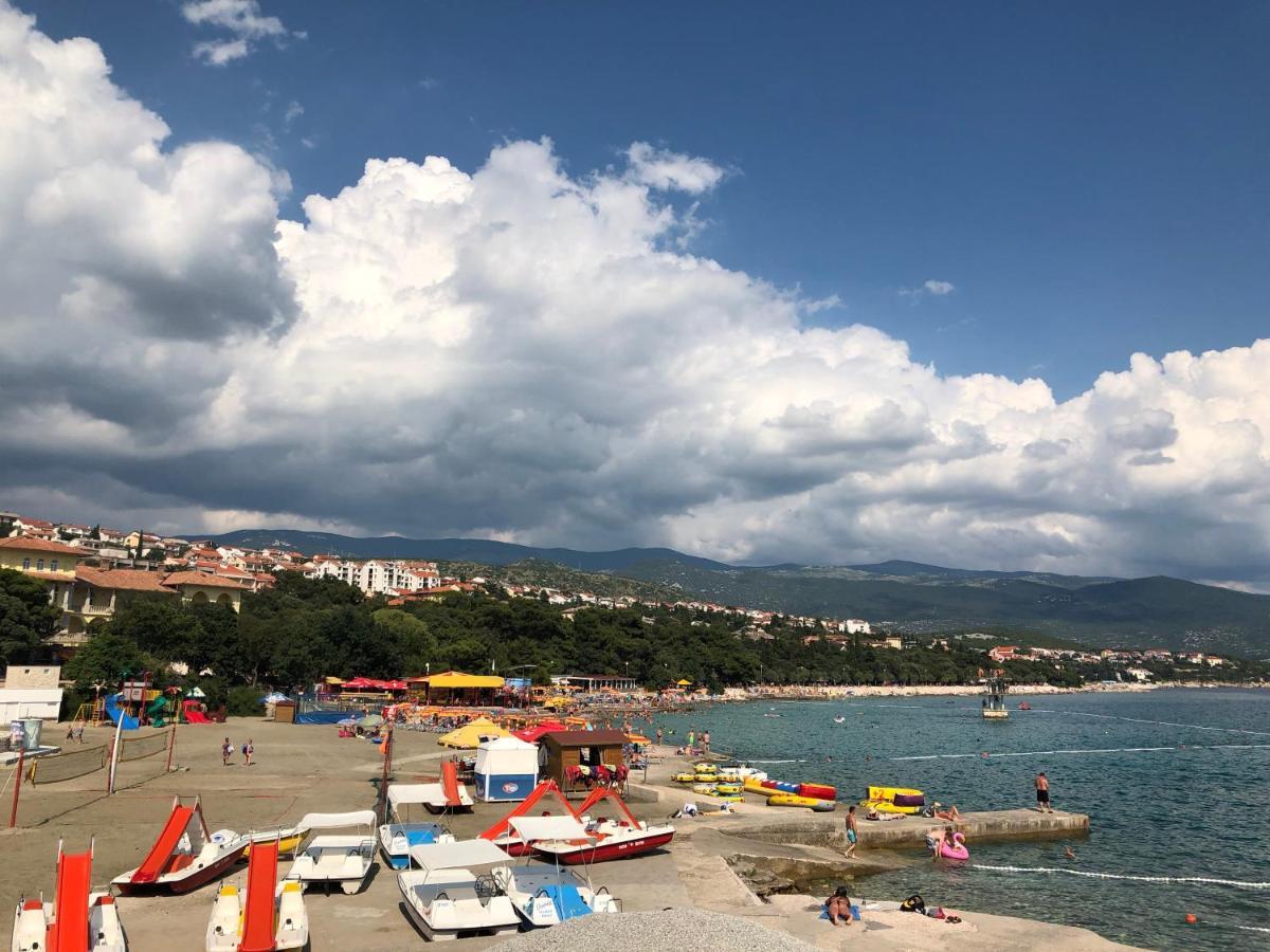 Loft-Beach-Apartments Ratko Novi Vinodolski Exterior photo